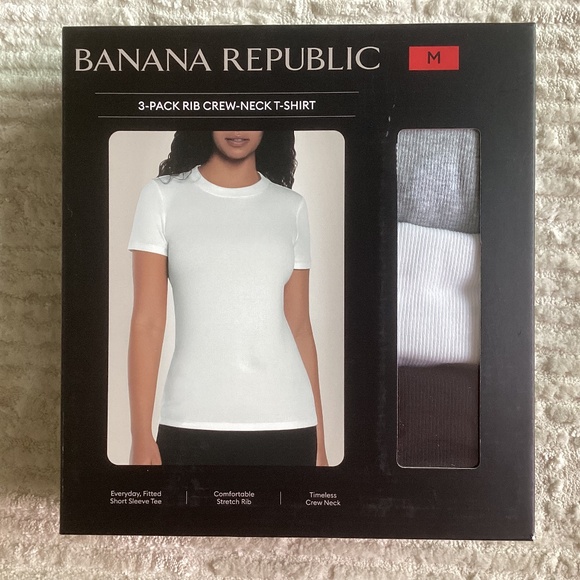 Banana Republic Women's 3-Pack Rib Crew-Neck T-Shirt Multi Size M Sealed in box - Picture 1 of 10